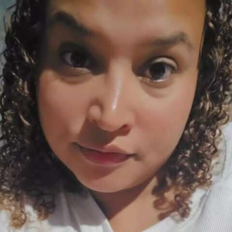 Mulher esfaqueada pelo ex-marido pediu socorro à polícia horas antes de morrer