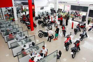 Cometa estende ofertas e quer todo mundo chegando ao Natal de moto zero Cometa estende ofertas e quer todo mundo chegando ao Natal de moto zero