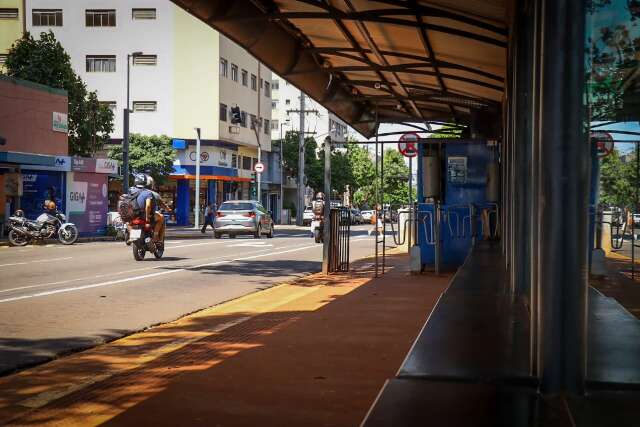 Sindicato afirma n&atilde;o ter sido notificado e discutir&aacute; retorno de 70% da frota