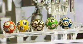 No dia de receber propostas, governo suspende mais uma vez licitação da Lotesul No dia de receber propostas, governo suspende mais uma vez licitação da Lotesul