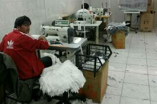 Dono de marca com ternos a R$ 7 mil mantinha trabalhadores em currais Dono de marca com ternos a R$ 7 mil mantinha trabalhadores em currais