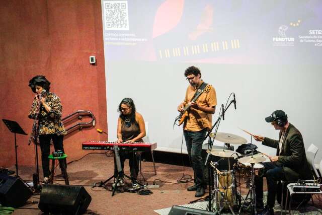 Som dos bichos do Pantanal viraram &aacute;lbum de jazz instrumental 