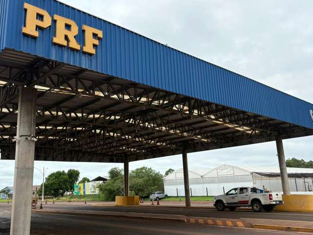 Motorista da Sa&uacute;de &eacute; pego com celulares e emagrecedores em viagem oficial