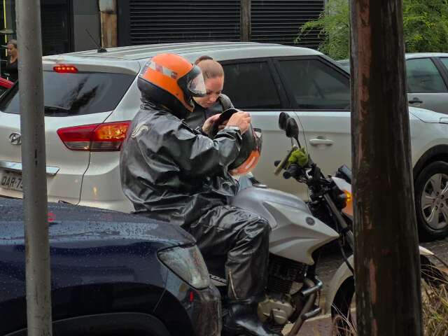 Segundo dia de greve surpreende quem achava que paralisa&ccedil;&atilde;o seria r&aacute;pida