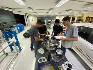 Senai abre vagas para cursos t&eacute;cnicos, qualifica&ccedil;&atilde;o profissional e gradua&ccedil;&atilde;o