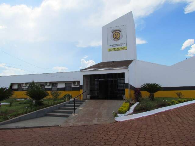 Den&uacute;ncia aponta falhas graves que podem provocar trag&eacute;dia em pres&iacute;dio