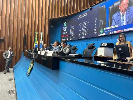 Clima vai ferver, diz Claro sobre acomoda&ccedil;&otilde;es em ano eleitoral