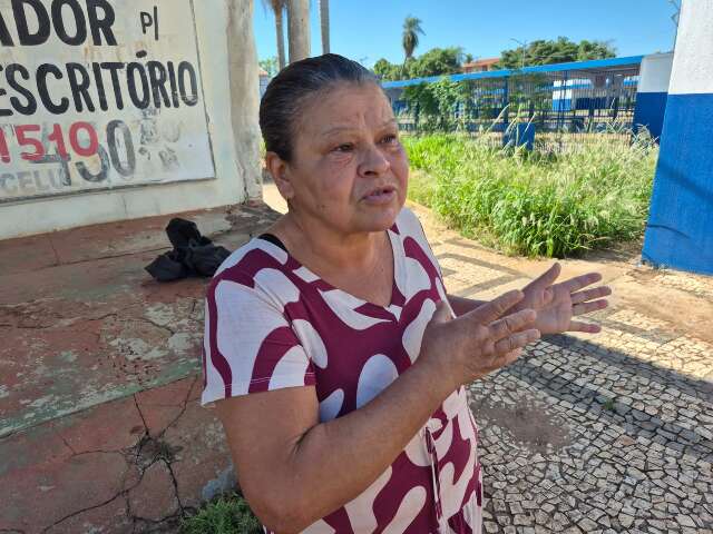 Ambulantes que dependem de usu&aacute;rios de &ocirc;nibus perdem 3 dias de renda