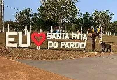 Santa Rita do Pardo completa 38 anos com show gratuito de Luan Pereira