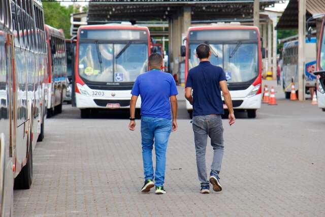 Justi&ccedil;a homologa acordo e &ocirc;nibus retornam &agrave; noite