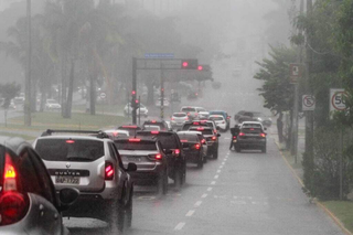 Distribuição irregular de chuvas marca primeira quinzena de dezembro Distribuição irregular de chuvas marca primeira quinzena de dezembro
