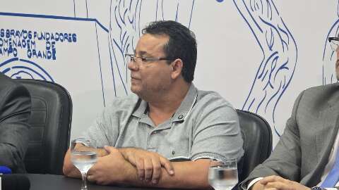 Com garantia de pagamento, sindicato encerra greve dos motoristas de &ocirc;nibus