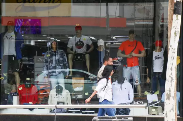 Na Capital, inten&ccedil;&atilde;o de consumo s&oacute; aumenta entre fam&iacute;lias mais ricas 