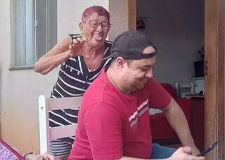 Betinha foi leoa imbatível com acordeão e sorriso que não sumia Betinha foi leoa imbatível com acordeão e sorriso que não sumia