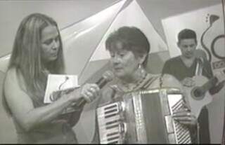 Betinha foi leoa imbatível com acordeão e sorriso que não sumia Betinha foi leoa imbatível com acordeão e sorriso que não sumia