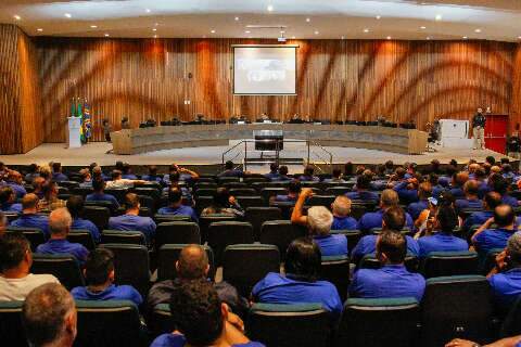 Ap&oacute;s greve, sindicato agora negocia para resolver multas de meio milh&atilde;o