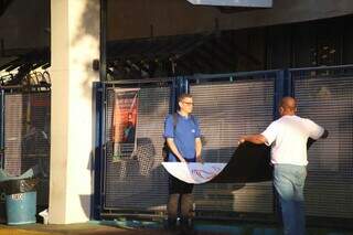 Ônibus saem das garagens e voltam a pegar passageiros após dia de negociação Ônibus saem das garagens e voltam a pegar passageiros após dia de negociação