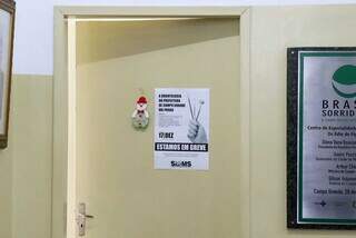 Em meio à ameaça de greve de dentistas, Prefeitura aumenta salário de auxiliares Em meio à ameaça de greve de dentistas, Prefeitura aumenta salário de auxiliares