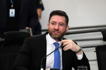 C&acirc;mara aprova lei que impede corte de &aacute;gua em casas com pacientes acamados