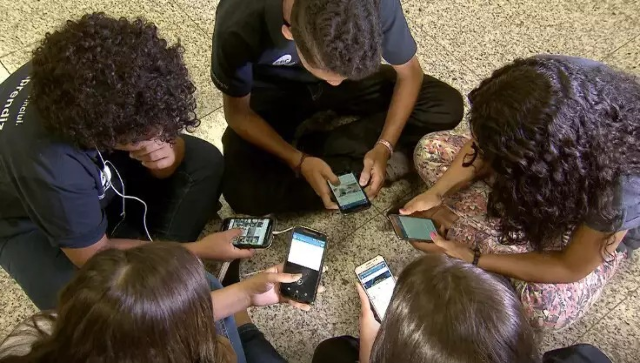 Gag, old, pocar: como a gera&ccedil;&atilde;o Z tem dito tudo sem falar quase nada