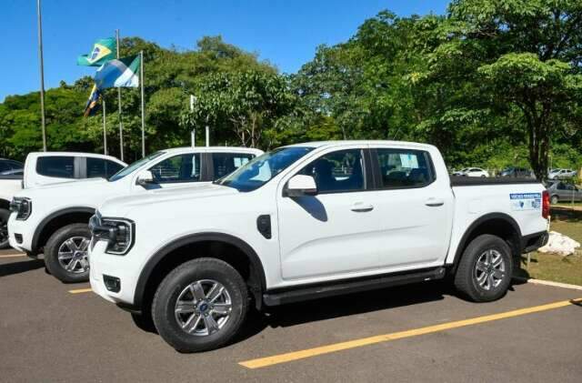 Governo entrega ve&iacute;culos para combate &agrave;s endemias em Vicentina e F&aacute;tima do Sul