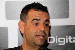 Com nomes da 1&ordf; divis&atilde;o, Oper&aacute;rio lan&ccedil;a elenco e planos da SAF