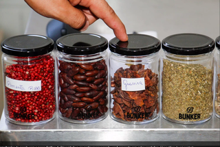 Do Cerrado para o mundo: gin pantaneiro nasce na Capital e conquista Bruxelas