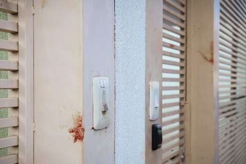 Ap&oacute;s agress&otilde;es e amea&ccedil;as, mulher atira no marido no Carand&aacute; Bosque