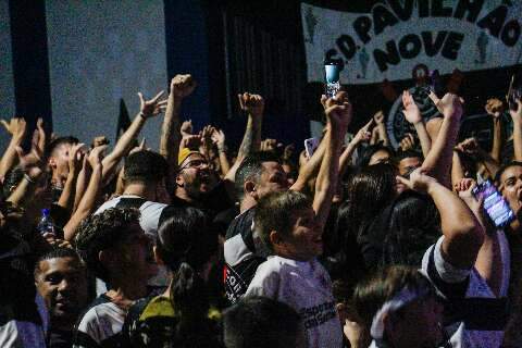 Organizadas do Corinthians e Vasco se preparam para final da Copa do Brasil