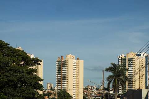 Calor, sol e risco de temporais marcam o s&aacute;bado em Mato Grosso do Sul