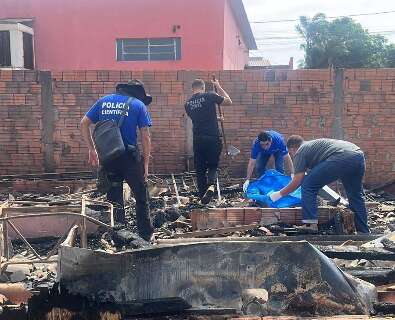 Ap&oacute;s inc&ecirc;ndio, pol&iacute;cia apreende adolescente por roubo seguido de morte