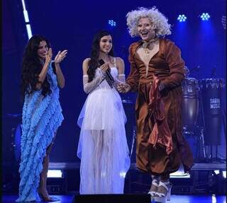 Cantora criada no Jardim Col&uacute;mbia, Bell pode ser eleita a voz do Brasil