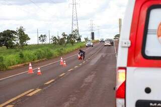 Acidente com 2 ve&iacute;culos mata idoso e bisneta na sa&iacute;da para Tr&ecirc;s Lagoas