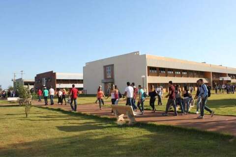 Universidade oferece 337 vagas para transfer&ecirc;ncia e portadores de diploma