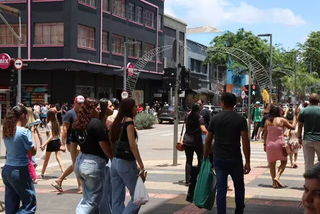 O pre&ccedil;o dos presentes de Natal est&aacute; pesando no or&ccedil;amento? 