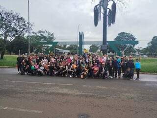 Café da manhã na natureza reúne mais de 100 mulheres para pausa Café da manhã na natureza reúne mais de 100 mulheres para pausa