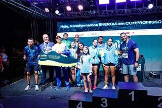 Corrida solid&aacute;ria arrecada quase 150 pares de t&ecirc;nis para projeto social em MS