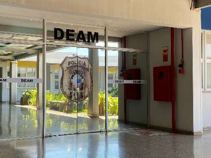 Crian&ccedil;a de 8 anos fere o pr&oacute;prio pesco&ccedil;o com vidro durante briga dos pais