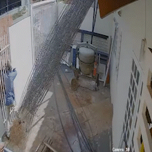 Ladr&atilde;o pula muro, arromba port&atilde;o e furta lanchonete em reforma