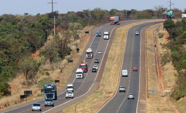 Tr&aacute;fego na BR-163 pode chegar a 790 mil ve&iacute;culos nos feriados de fim de ano