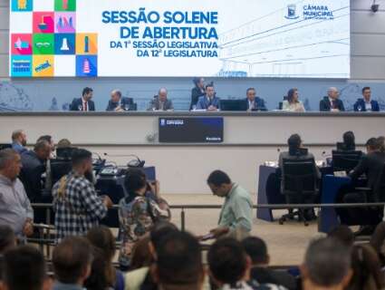 Sess&atilde;o solene agora tem cota por vereador, rel&oacute;gio e figurino