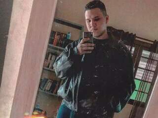 &ldquo;Viveu mil vidas em uma s&oacute;&rdquo;, diz irm&atilde; de motoentregador morto em acidente