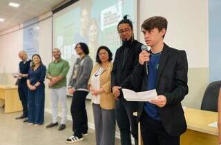 Com "quinhent&atilde;o", gr&ecirc;mios estudantis usam criatividade contra o feminic&iacute;dios