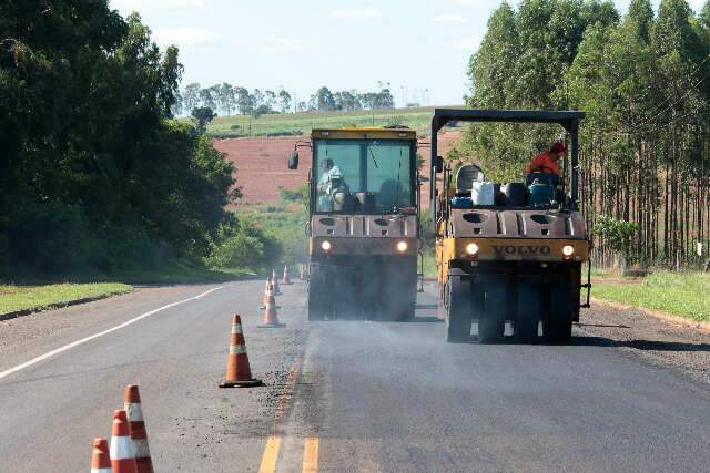 BR-163 tem obras e desvios com aumento do fluxo para o Natal