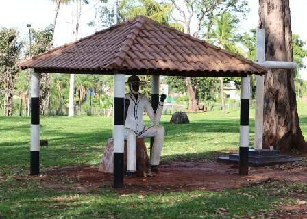 Licita&ccedil;&atilde;o fracassa e reforma da Pra&ccedil;a do Preto Velho fica sem defini&ccedil;&atilde;o