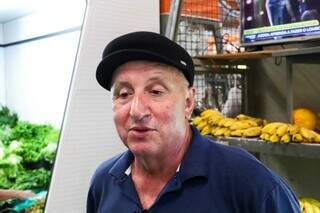 Compras de &uacute;ltima hora d&atilde;o f&ocirc;lego para comerciantes no centro da cidade