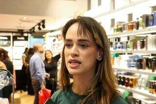 V&eacute;spera de Natal lota shoppings e confirma pico de compras de &uacute;ltima hora