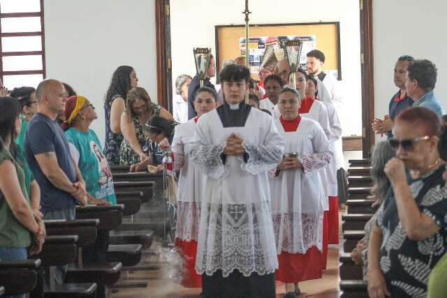 Confira os hor&aacute;rios e locais das missas de v&eacute;spera e de Natal em Campo Grande