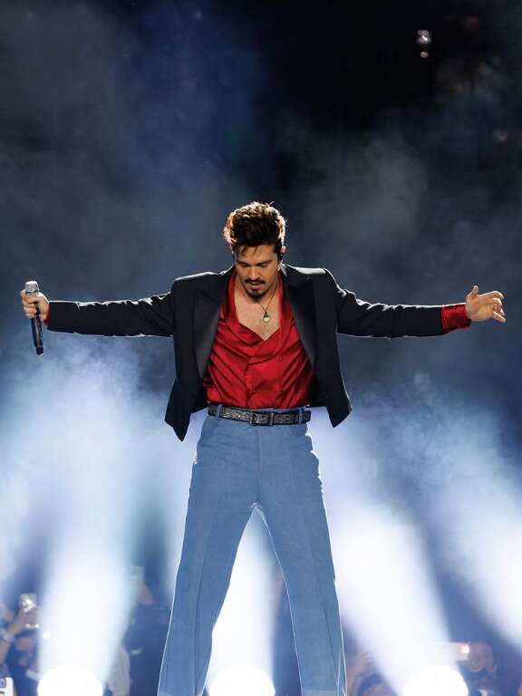 Luan Santana esgota ingressos em SP e amplia chance para fãs de MS