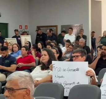 Associa&ccedil;&otilde;es de turismo recorrem &agrave; Justi&ccedil;a contra cobran&ccedil;a de taxa em Bonito